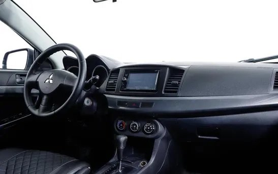 Mitsubishi Lancer 1.50 автомат, фото №1