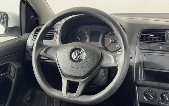 Volkswagen Polo 1.60 автоматическая, фото №1