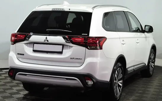 Mitsubishi Outlander 2.00 вариатор, фото №1