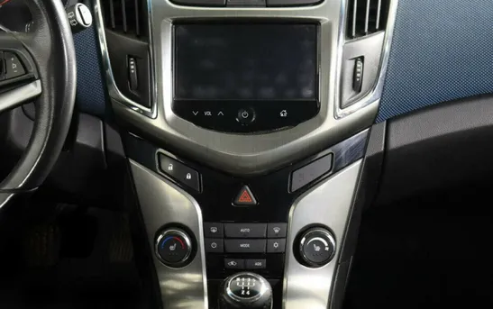 Chevrolet Cruze 1.60 механика, фото №1