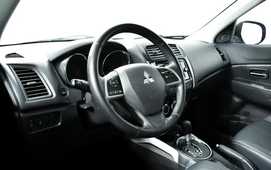 Mitsubishi ASX 1.80 вариатор, фото №1