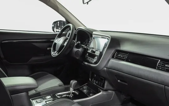 Mitsubishi Outlander 2.00 вариатор, фото №1