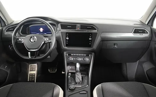 Volkswagen Tiguan 2.00 робот, фото №1