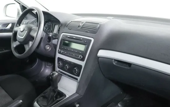Skoda Octavia 1.60 механика, фото №1