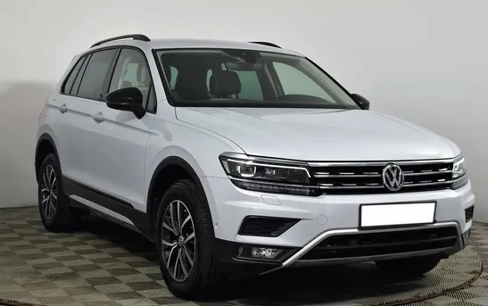 Volkswagen Tiguan 2.00 робот, фото №1