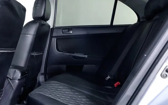 Mitsubishi Lancer 1.50 автомат, фото №1