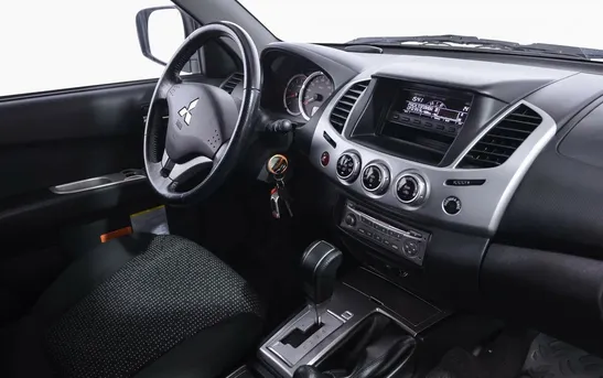 Mitsubishi L200 2.50 механика, фото №1