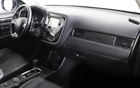 Mitsubishi Outlander 2.40 вариатор, фото №1