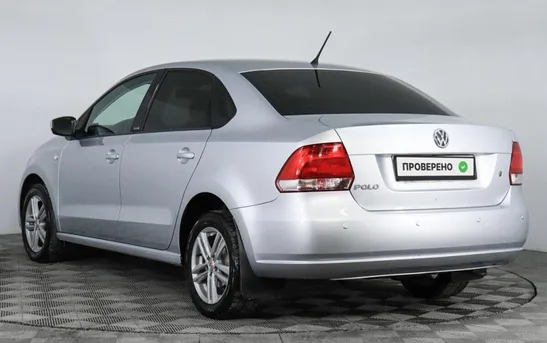 Volkswagen Polo 1.60 механика, фото №1