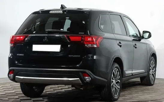 Mitsubishi Outlander 2.40 вариатор, фото №1